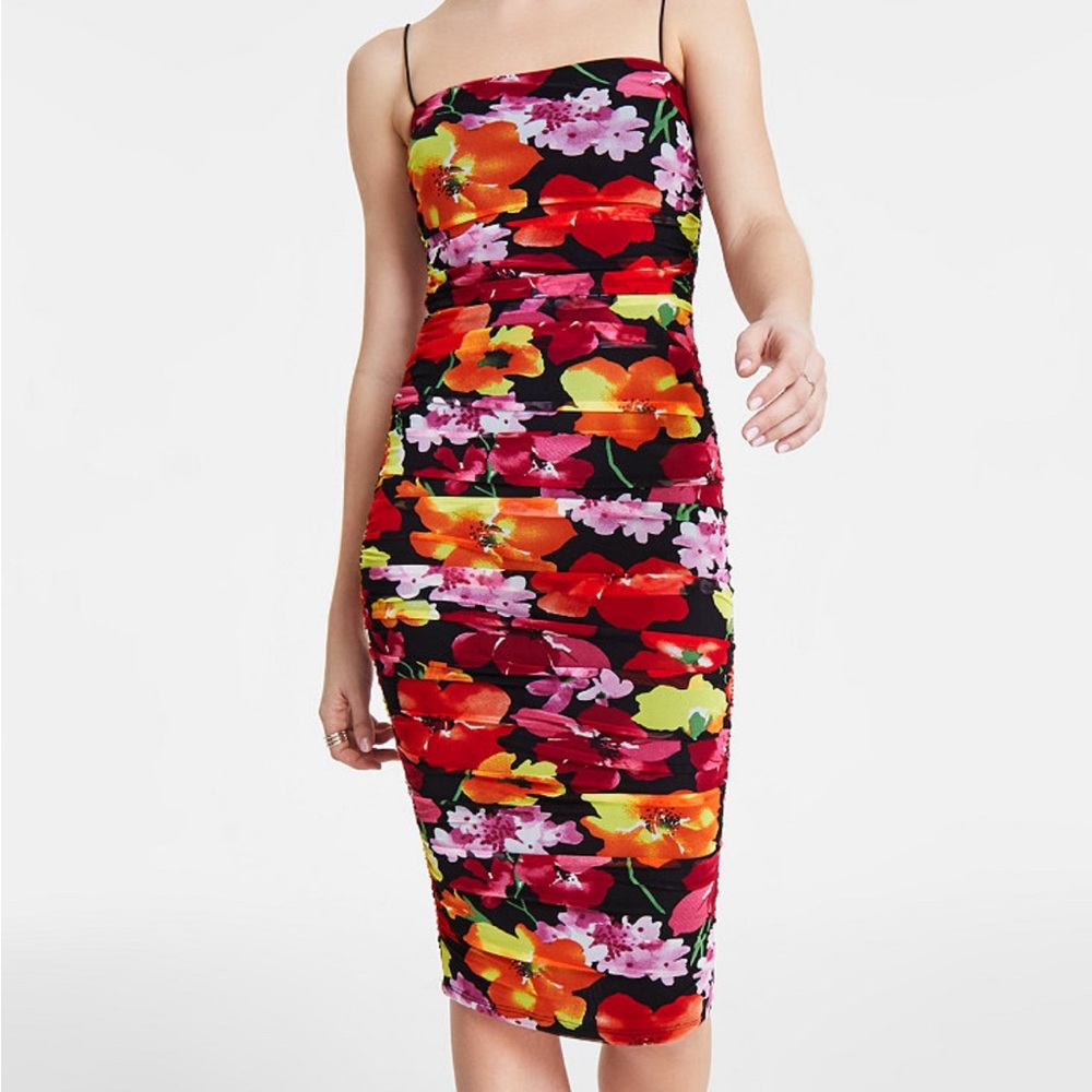 B. Darlin floral pattern body con dress. - Picture 3 of 3